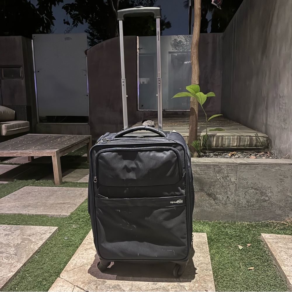 GeniusPack Black Travel Suitcase